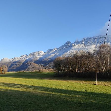 La Chambre Savoyarde Chez Les Garcons Saint-Paul-sur-Yenne Kültér fotó